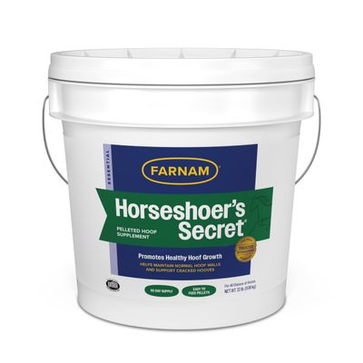 Farnam Horseshoer's Secret Pelleted Hoof & Biotin Supplements, Nutrient-Rich Formula with Amino & Fatty Acids, Omega-3 Minerals, Promotes Hoof Growth & Supports Cracked Hooves, 22 lb, 60-Day Supply