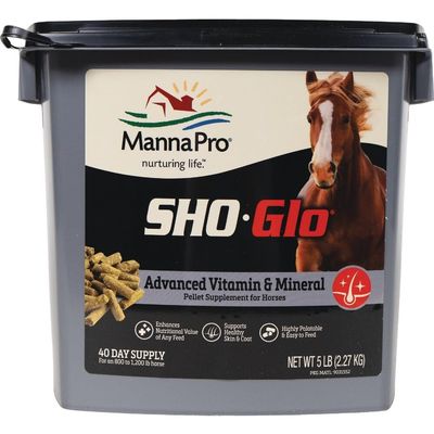 Manna Pro Sho-Glo Supplement for Horses | Complete Vitamin & Mineral Supplement for Healthy Skin & Coat | 5 Pounds