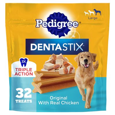 Pedigree Dentastix Large Dog Treats, Original Flavor with Real Chicken, 1.66 lb. Bag (32 Treats Total)